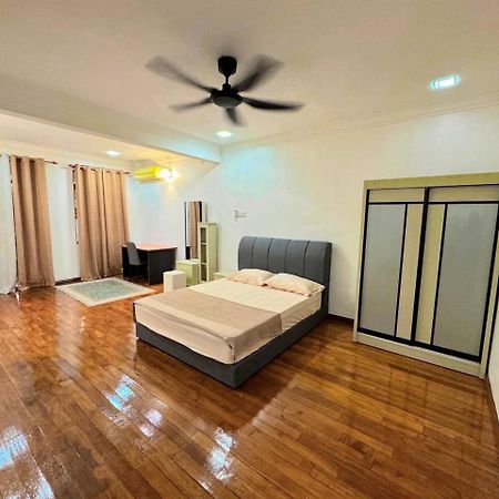 Ibai Golf Home Resort Homestay Куала-Тренгану Экстерьер фото
