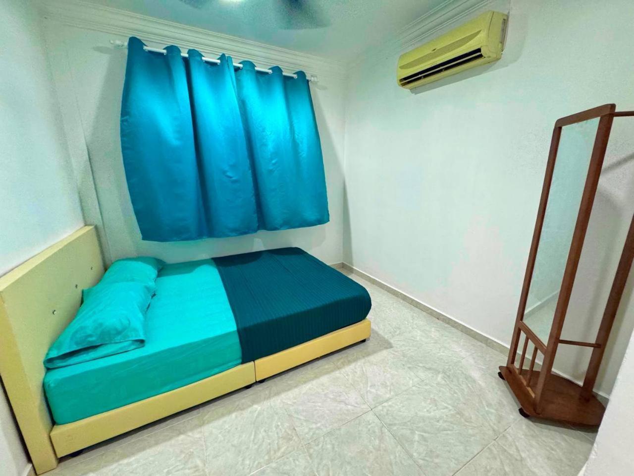 Ibai Golf Home Resort Homestay Куала-Тренгану Экстерьер фото