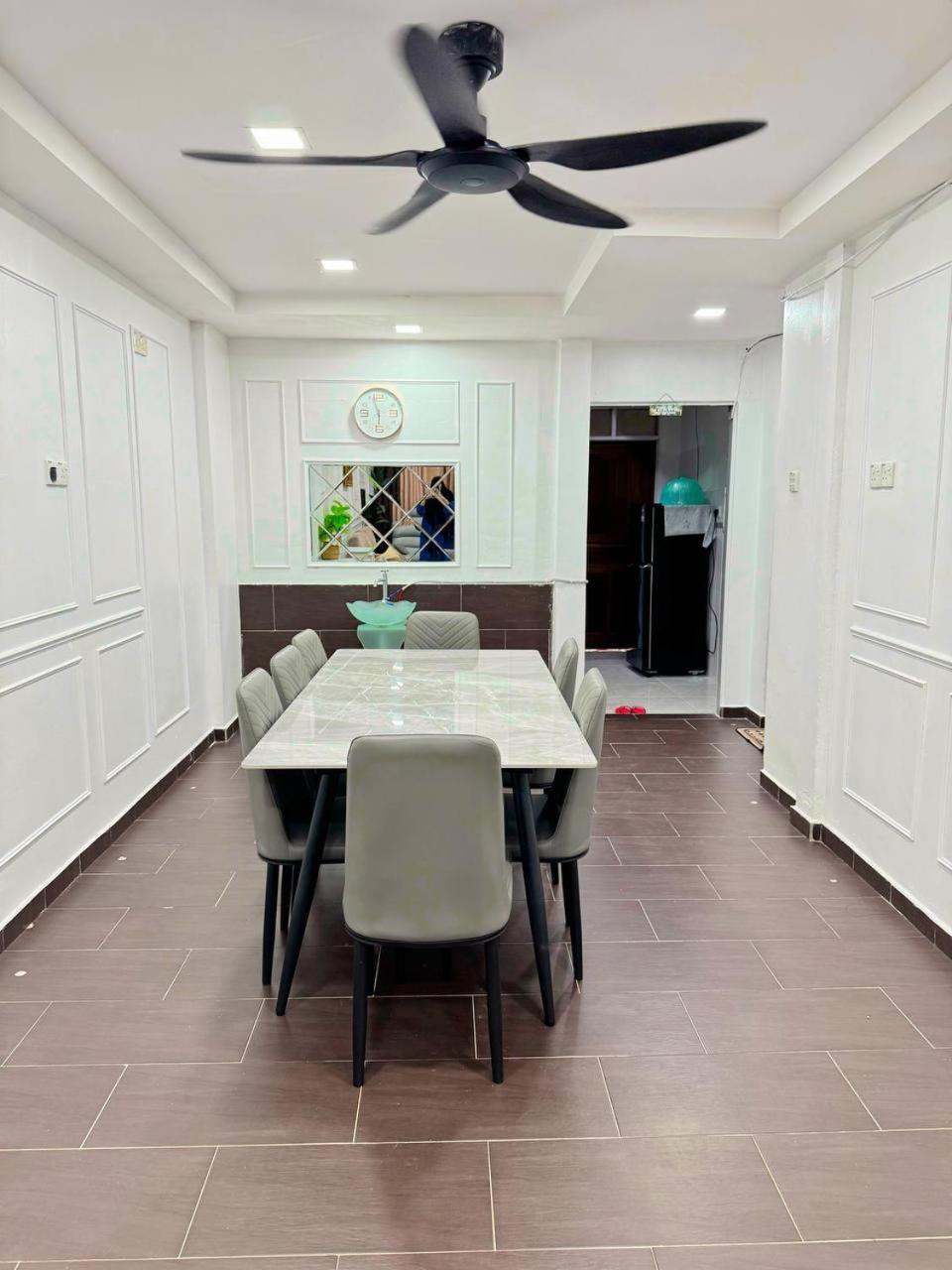 Ibai Golf Home Resort Homestay Куала-Тренгану Экстерьер фото